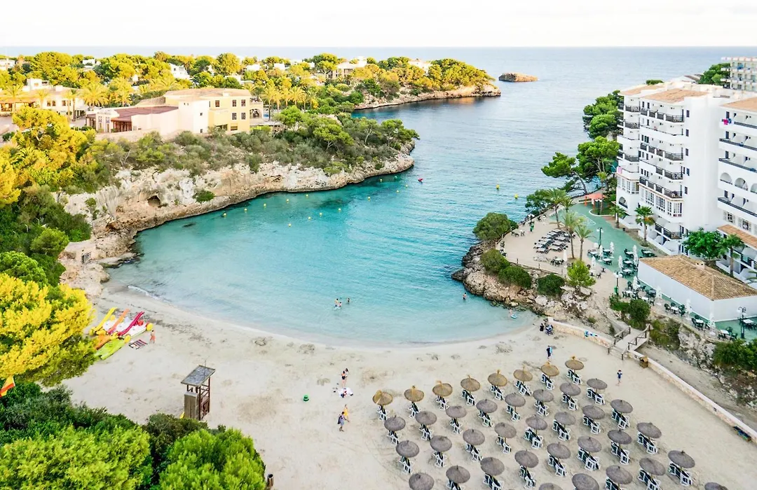 Marsenses Ferrera Blanca Hotel Family-1
